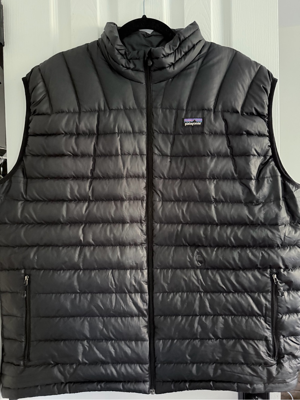 Patagonia Men’s Black Quilted Insulated Vest